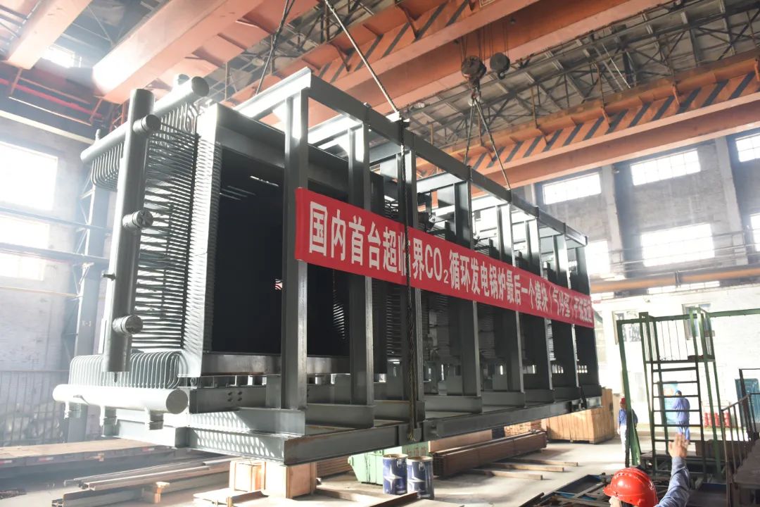 1039253C2AEB5F045EE01BC1C66_4E0358EF_2222A.jpg?e= 首页-人生就是博手机版