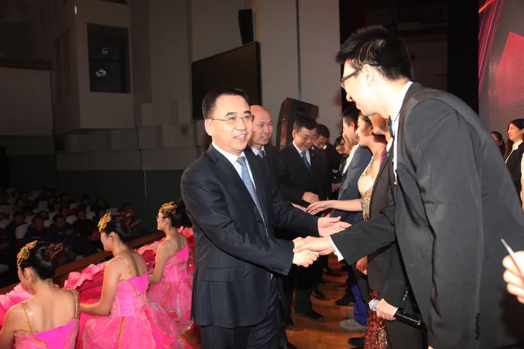 F5CB5DC45637EC73EEE7D7D178E_E735B370_151D7.jpg?e= 首页-人生就是博手机版