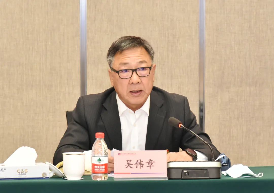 26EED02D71185755E72D3E014A1_38DDFB81_125A3.jpg?e= 首页-人生就是博手机版