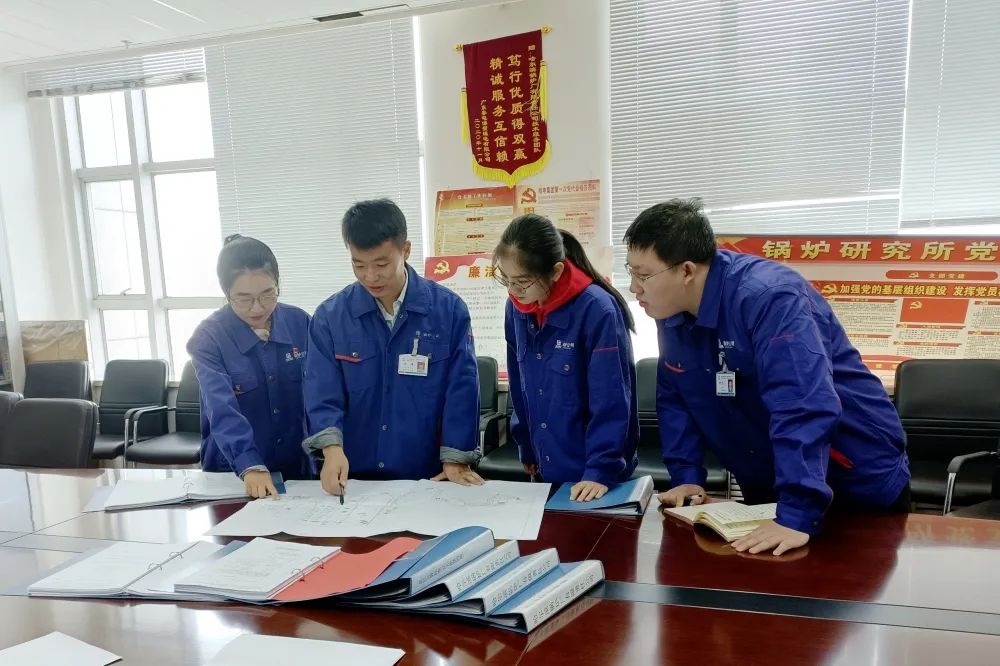 EABA4C9726243354041F4E9FE3E_6E496969_1B476.jpg?e= 首页-人生就是博手机版