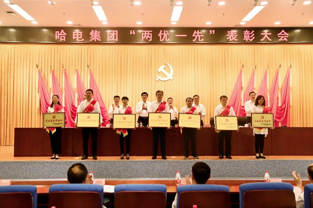 CAC583F8D09723B49A770D91CDC_E3FE059E_1A7A6.jpg?e= 首页-人生就是博手机版